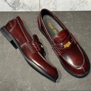 Лоферы Miu Miu F5632