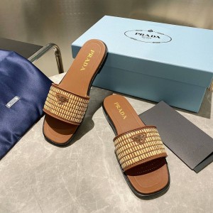 Шлепанцы Prada F5671