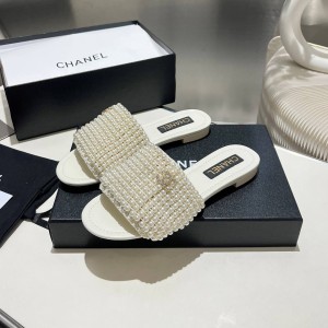 Шлепанцы Chanel F5821